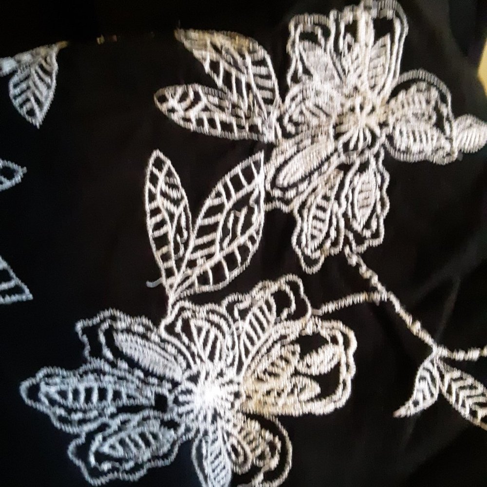 Loft White Embroidered Floral Split Neck Black Dress(as is -no belt) - Picture 7 of 14